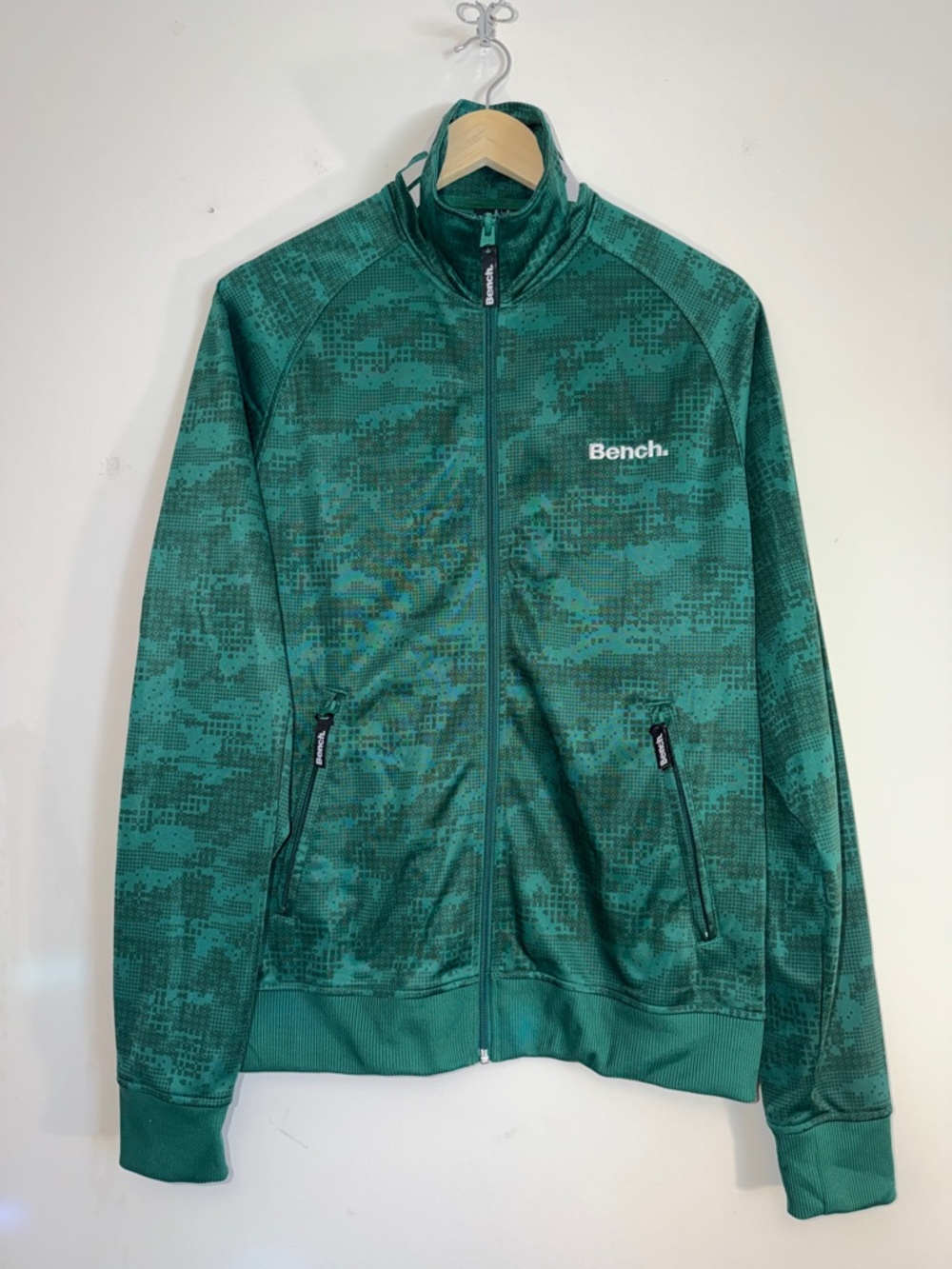 Men’s Bench Green Pixel-Print Full-Zip Sweater